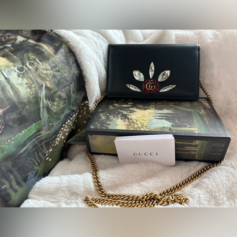 Authentic Gucci Marmont embellished chain wallet